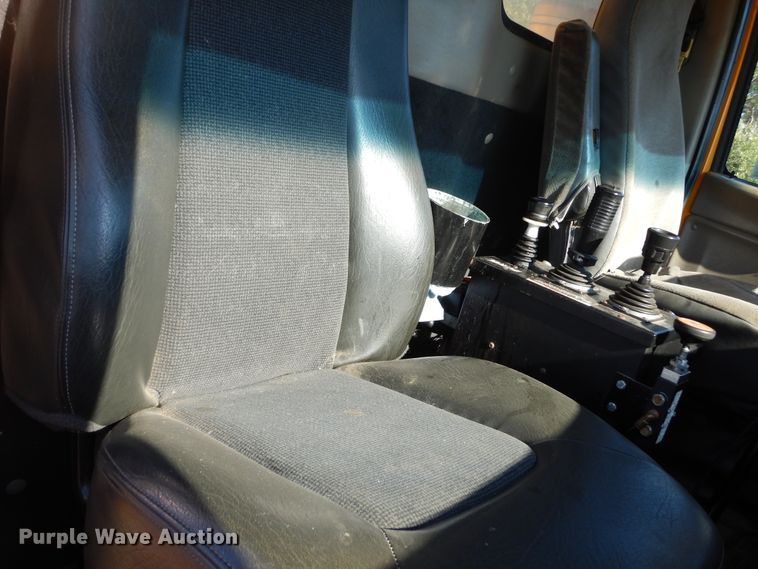 image for item DL6281 2004 Sterling LT9500  dump truck