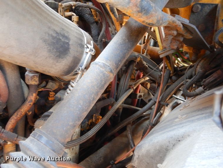 image for item DL6281 2004 Sterling LT9500  dump truck