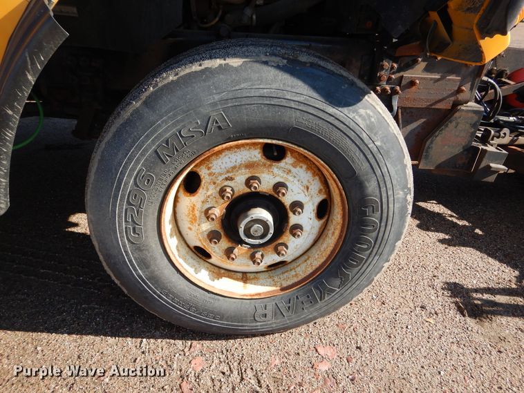 image for item DL6281 2004 Sterling LT9500  dump truck