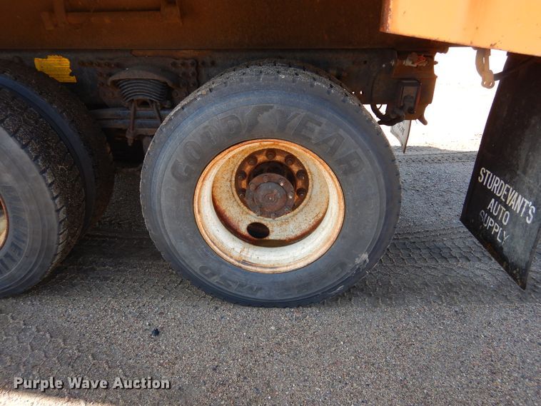 image for item DL6281 2004 Sterling LT9500  dump truck