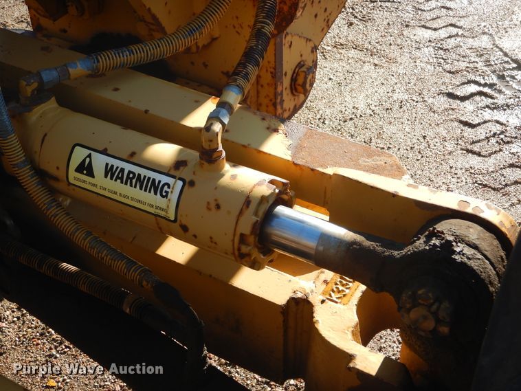 image for item DL6282 1990 Fiat-Allis PAH12  motor grader