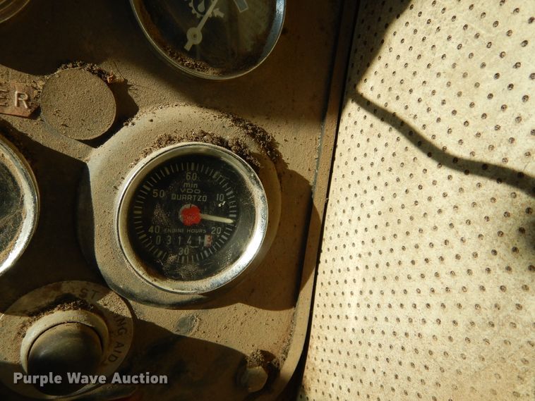 image for item DL6282 1990 Fiat-Allis PAH12  motor grader