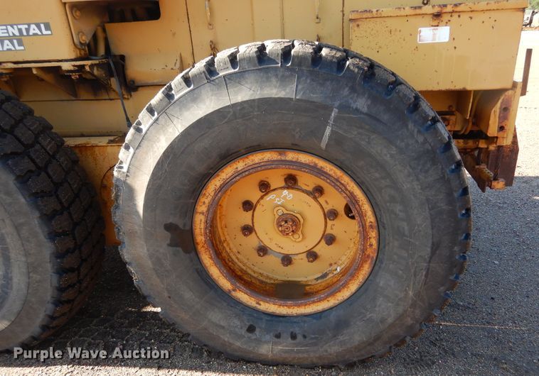 image for item DL6282 1990 Fiat-Allis PAH12  motor grader