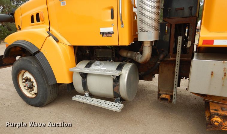 image for item DL6284 2004 Sterling LT9500  dump truck