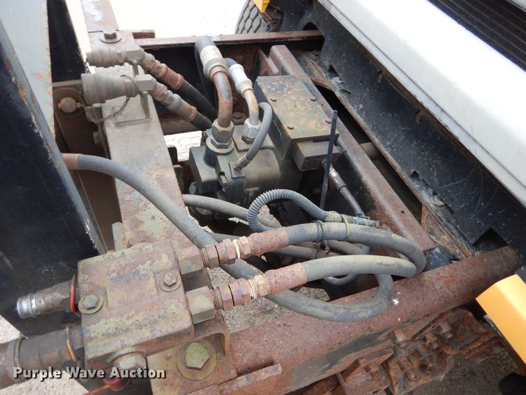 image for item DL6284 2004 Sterling LT9500  dump truck