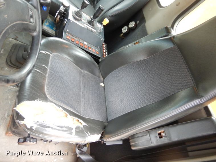 image for item DL6284 2004 Sterling LT9500  dump truck