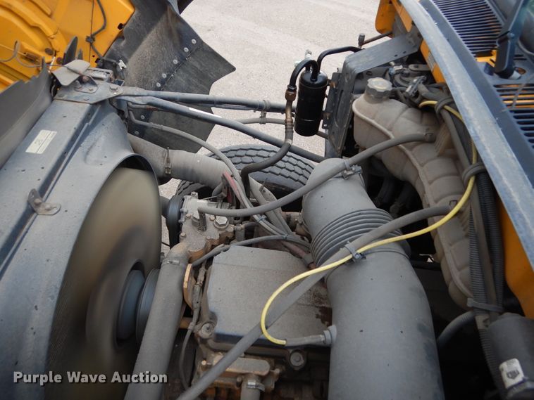 image for item DL6284 2004 Sterling LT9500  dump truck