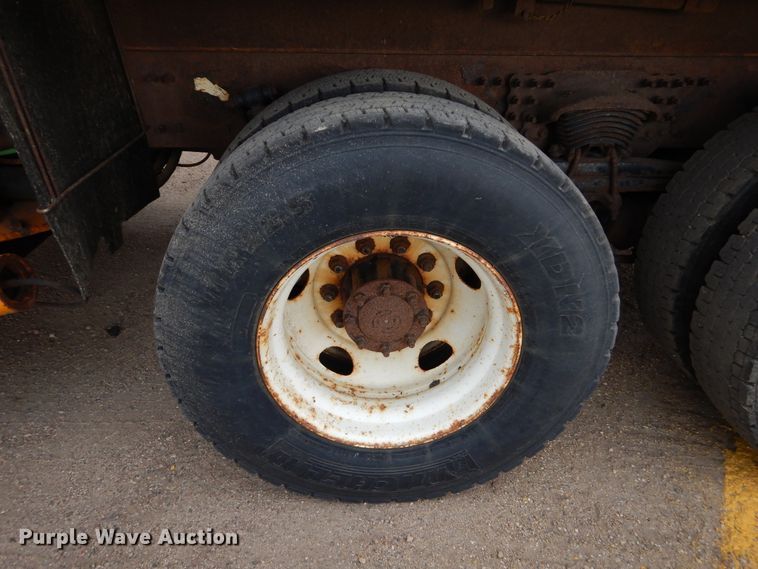 image for item DL6284 2004 Sterling LT9500  dump truck