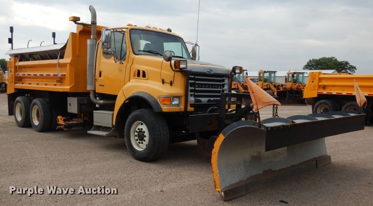 image for item DL6285 2005 Sterling LT9500  dump truck