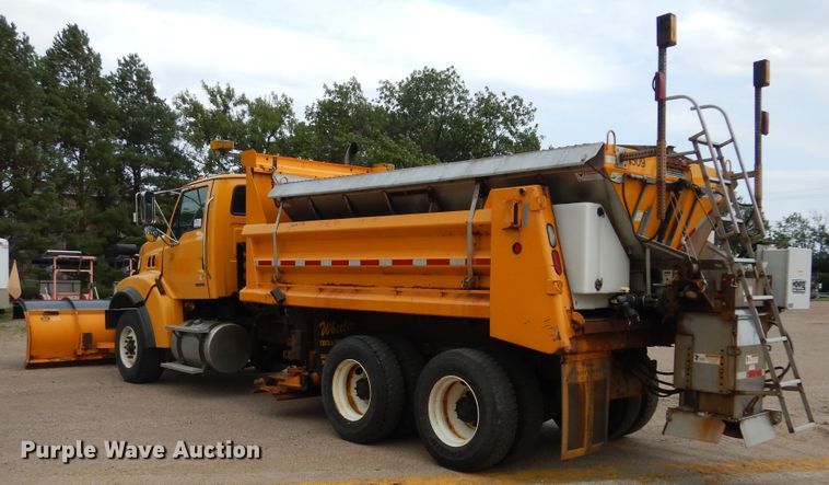 image for item DL6285 2005 Sterling LT9500  dump truck