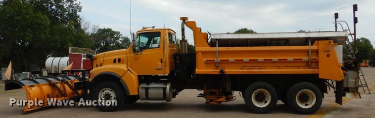 image for item DL6285 2005 Sterling LT9500  dump truck