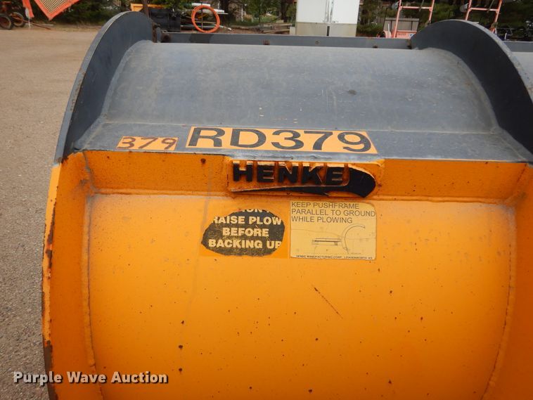 image for item DL6285 2005 Sterling LT9500  dump truck