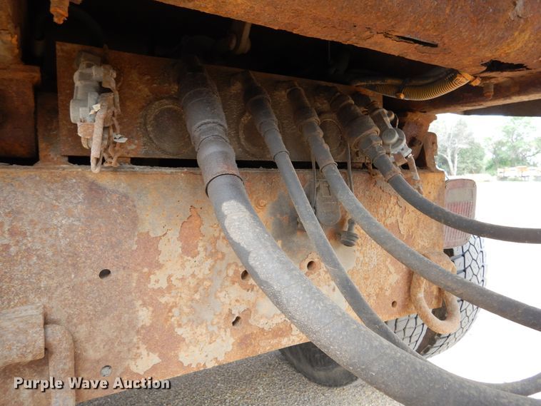 image for item DL6285 2005 Sterling LT9500  dump truck