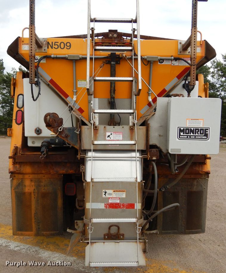 image for item DL6285 2005 Sterling LT9500  dump truck