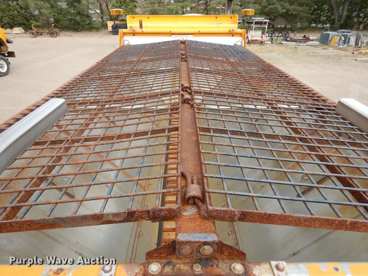 image for item DL6285 2005 Sterling LT9500  dump truck