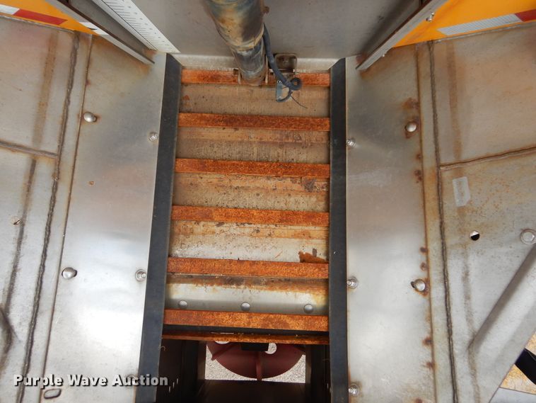 image for item DL6285 2005 Sterling LT9500  dump truck