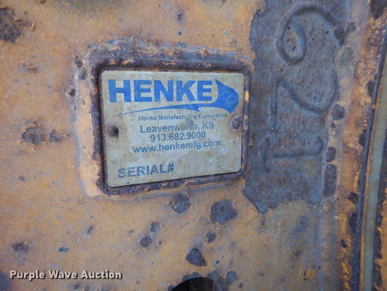 image for item DL6285 2005 Sterling LT9500  dump truck