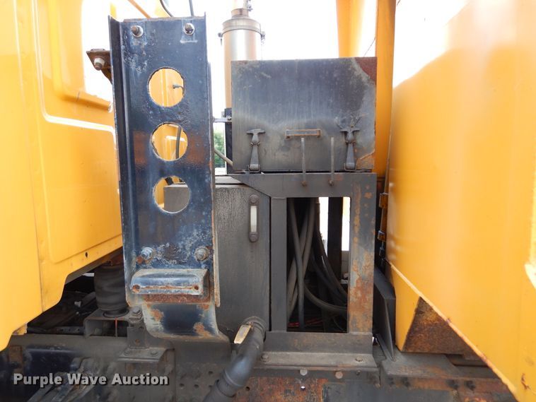 image for item DL6285 2005 Sterling LT9500  dump truck