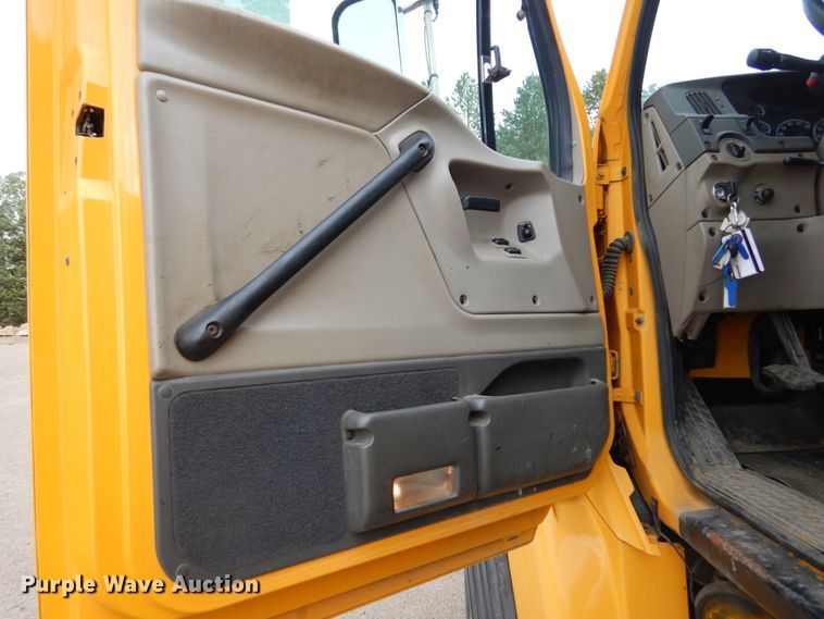 image for item DL6285 2005 Sterling LT9500  dump truck