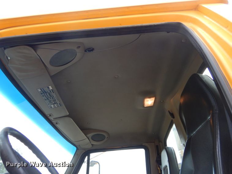 image for item DL6285 2005 Sterling LT9500  dump truck