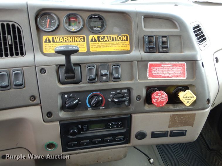 image for item DL6285 2005 Sterling LT9500  dump truck