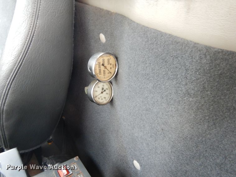 image for item DL6285 2005 Sterling LT9500  dump truck