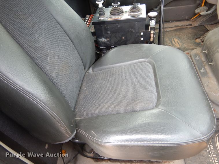 image for item DL6285 2005 Sterling LT9500  dump truck