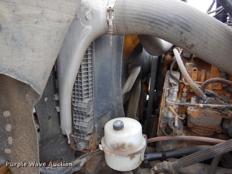 image for item DL6285 2005 Sterling LT9500  dump truck