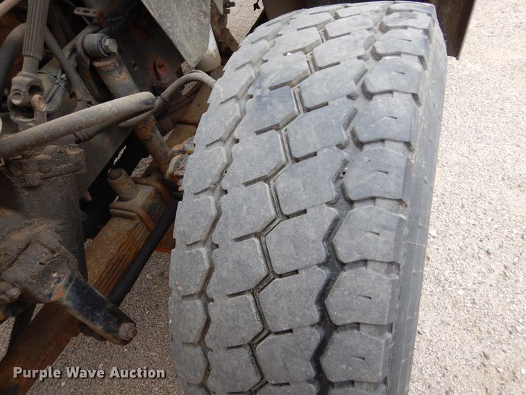 image for item DL6285 2005 Sterling LT9500  dump truck