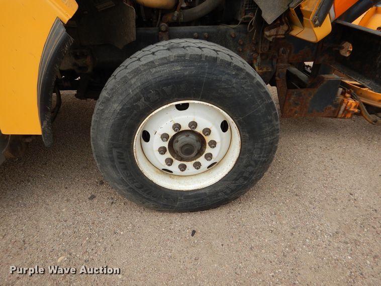 image for item DL6285 2005 Sterling LT9500  dump truck