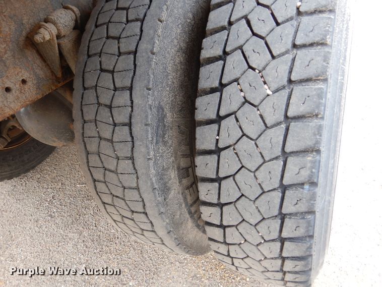 image for item DL6285 2005 Sterling LT9500  dump truck