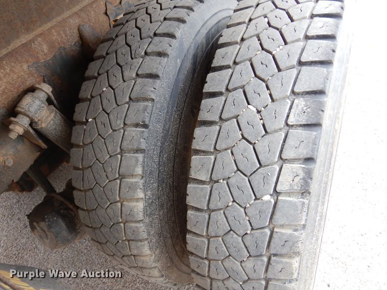 image for item DL6285 2005 Sterling LT9500  dump truck