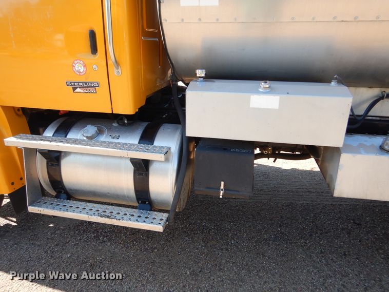 image for item DL6286 2008 Sterling L7500  oil distributor truck