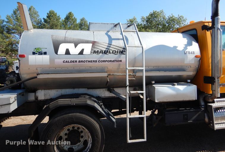 image for item DL6286 2008 Sterling L7500  oil distributor truck