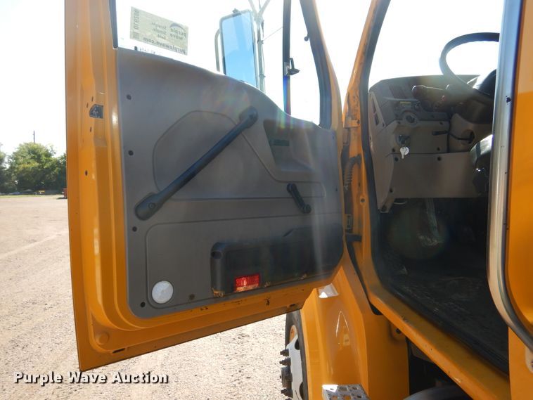 image for item DL6286 2008 Sterling L7500  oil distributor truck