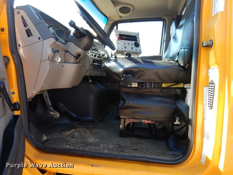 image for item DL6286 2008 Sterling L7500  oil distributor truck