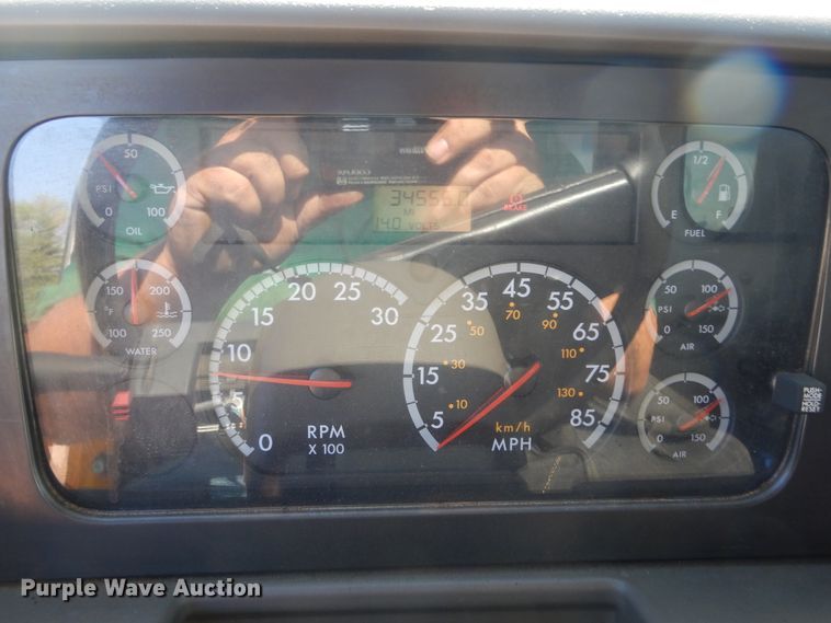 image for item DL6286 2008 Sterling L7500  oil distributor truck