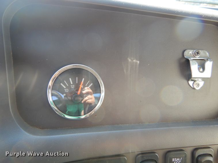 image for item DL6286 2008 Sterling L7500  oil distributor truck