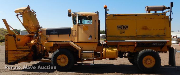image for item DL6287 1989 Oshkosh P-2525-SP  snow blower truck