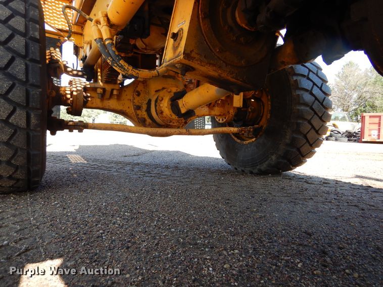 image for item DL6287 1989 Oshkosh P-2525-SP  snow blower truck