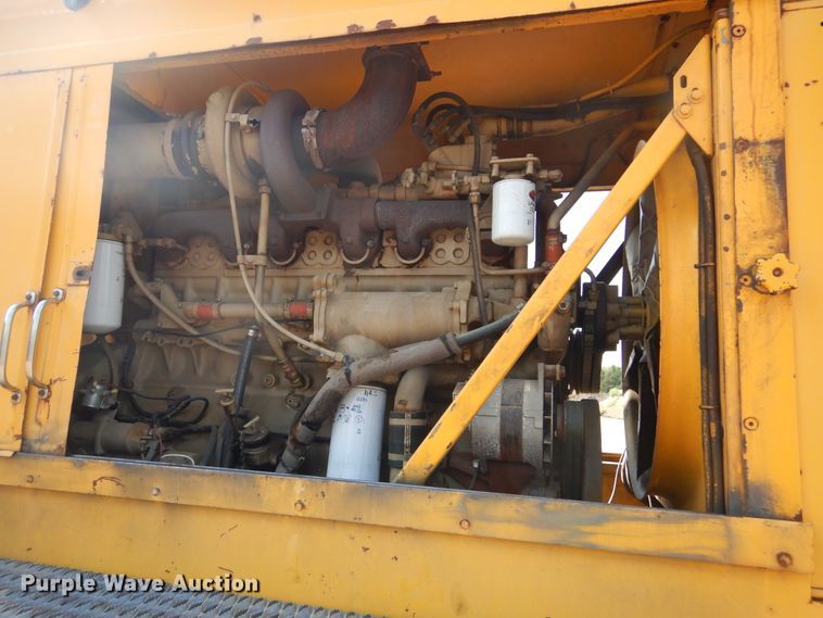 image for item DL6287 1989 Oshkosh P-2525-SP  snow blower truck