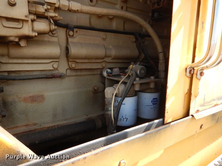 image for item DL6287 1989 Oshkosh P-2525-SP  snow blower truck