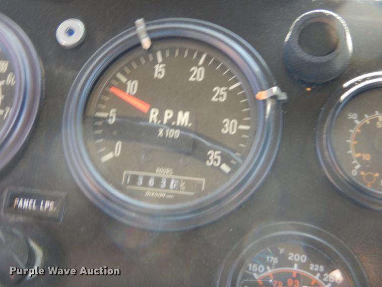 image for item DL6287 1989 Oshkosh P-2525-SP  snow blower truck