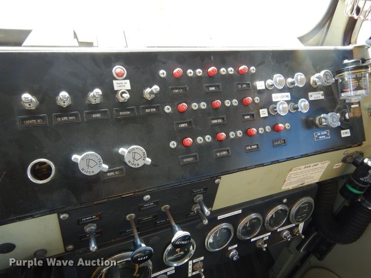 image for item DL6287 1989 Oshkosh P-2525-SP  snow blower truck