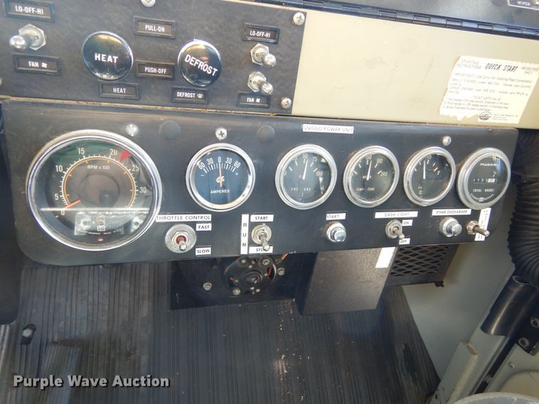 image for item DL6287 1989 Oshkosh P-2525-SP  snow blower truck