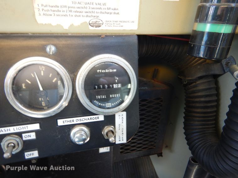 image for item DL6287 1989 Oshkosh P-2525-SP  snow blower truck