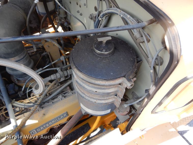 image for item DL6287 1989 Oshkosh P-2525-SP  snow blower truck