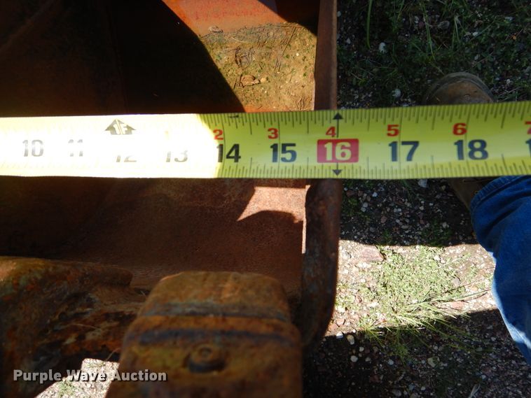 image for item DL6289 2001 Edge  skid steer backhoe