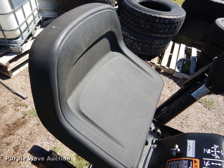 image for item DL6289 2001 Edge  skid steer backhoe