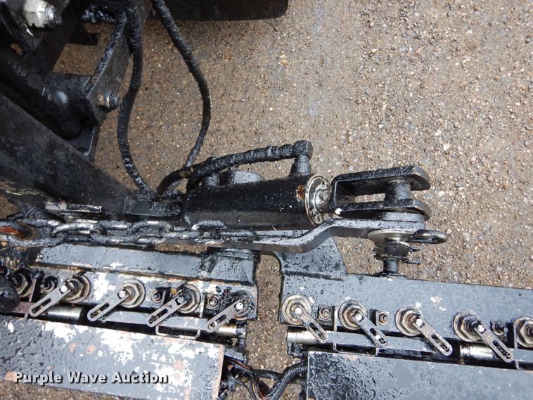 image for item DL6315 1992 International 4900  oil distributor truck